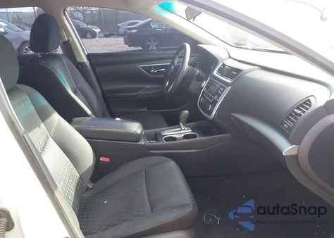 2017 Nissan Altima 2.5 S z USA, uszkodzony, nr VIN 1N4AL3AP7HC472799